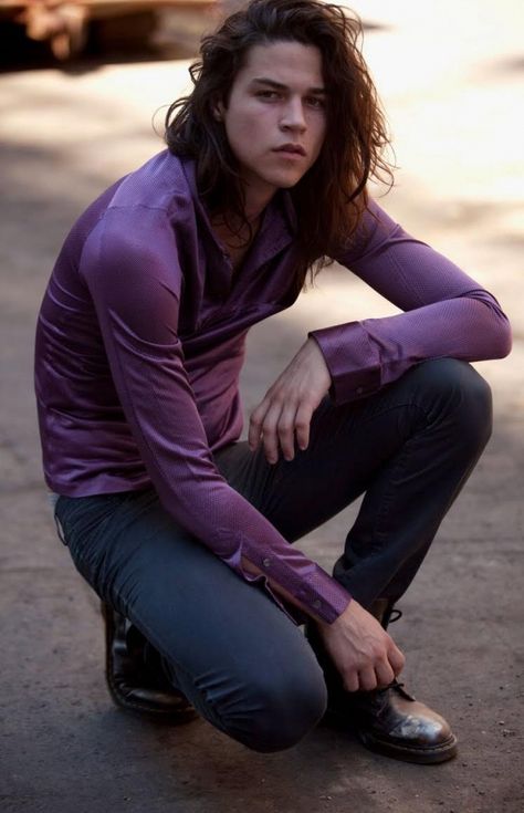 Man Crouching Reference, Man Crouching, Crouching Pose, Book Pic, Miles Mcmillan, Books Ideas, Character Inspiration Male, Smart Men, Its A Mans World