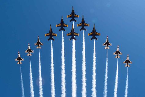 Blue Angels Air Show, Imperial Valley, Us Navy Blue Angels, Angel Flight, Usaf Thunderbirds, Delta Flight, Super Hornet, Military Jets, United States Military