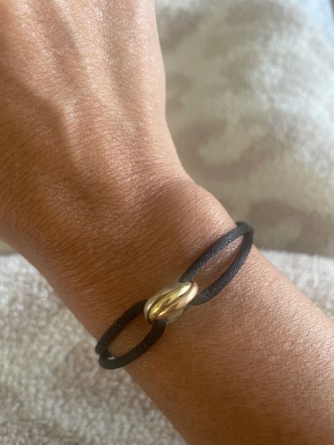 Cartier Silk Cord Bracelet, Cartier Cord Bracelet, Post Insta, Silk Bracelet, Silk Cord, Cord Bracelet, Cord Bracelets, Diy Bracelets, Infinity Bracelet