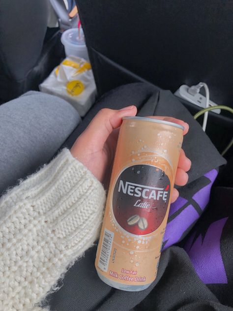 Nescafe Coffee Aesthetic, Iced Latte Aesthetic, Latte Aesthetic, Nescafe Coffee, Aesthetic Foods, Fav Food, Vegetarian Fast Food, Hand Pic, Iphone Wallpaper Pattern