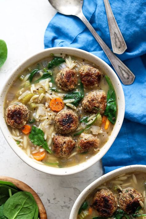 Vegan Italian Wedding Soup, Beltane 2024, Wedding Soup Recipe, Easy Vegan Soup, Italian Wedding Soup Recipe, Italian Diet, Plant Based Soups, Dinners Recipes, Wedding Soup