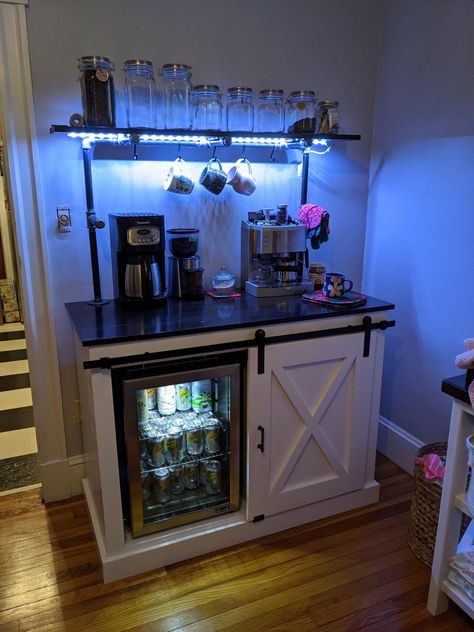 Coffee Table Station, Coffee Bar With Lights, Rental Coffee Station, Homemade Coffee Station, Home Office Snack Station Ideas, Coffee Nook Ideas Small Spaces Modern, Juice Bar Home Kitchens, Mini Tea Bar Ideas, Am To Pm Bar