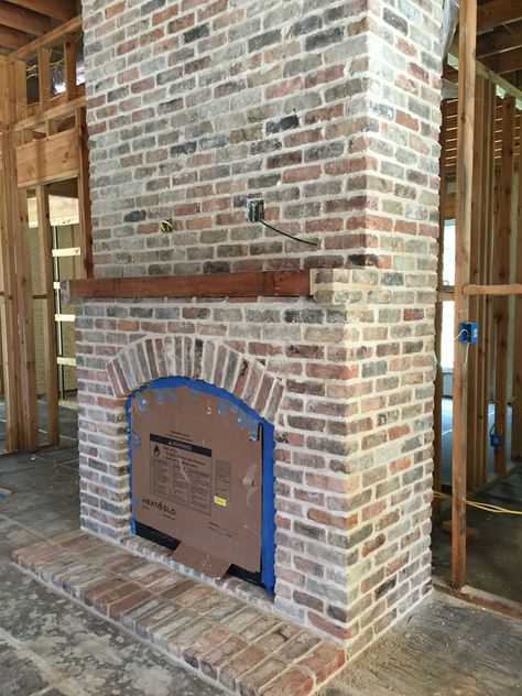 Old Chicago brick Koni Brick Old Chicago Rosse, Old Chicago Brick Fireplace, Old Chicago Brick Exterior, Double Sided Brick Fireplace, Chicago Brick Fireplace, Tall Brick Fireplace, Chicago Bungalow Remodel, Old Chicago Brick, Bungalow Remodel