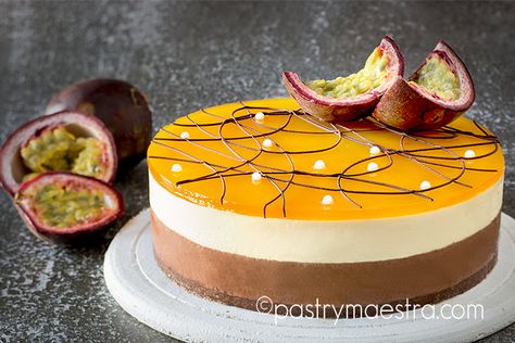 Passionfruit Mousse Cake, Mango Passion Fruit Cheesecake, Mango Passionfruit Cheesecake, Passion Fruit Cake Decoration, Cheesecake Design Ideas, Cheesecake Decorations, Passion Fruit Mousse Cake, Cheesecake Design, Cheesecake From Scratch