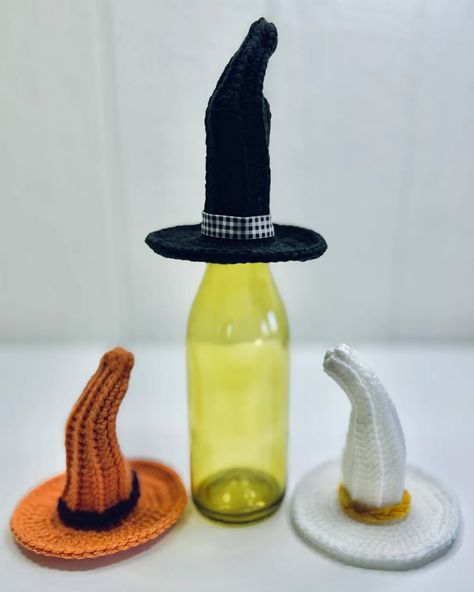 New Tutorial To Crochet Witch Hat Wine Bottle Toppers - SASSy A's Specialty Shoppe Crochet Witch Hat, Crochet Wine, Crochet Witch, Bunting Pattern, Wine Bottle Topper, Bottle Toppers, Wine Decor, Practical Magic, Crochet Home