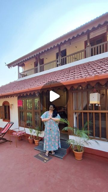 Sai Lokur on Instagram: "Villa mangoes and seashells, the ultimate luxury homestay in Kokan. A heritage home with a perfect blend of traditional and modern decor.   Location- Ganeshgule, Pawas Ratnagiri.  For bookings contact +919403188915  (Homestay, holidayhome, beach house, kokan, airbnb)  #homestay #beachhouse #luxuryhomestay #kokan #beachstay #staycation #workfromhome #beach #heritagehome #heritageproperty #homestays #stayinkokan #ganeshgule #pawas #ratnagiri #ratnagirihomestay #holiday #holidayhome" Homestay Decor Ideas, Kokan House, Kale, Holiday Home, Modern Decor, Working From Home, Sea Shells, Luxury Homes, Beach House