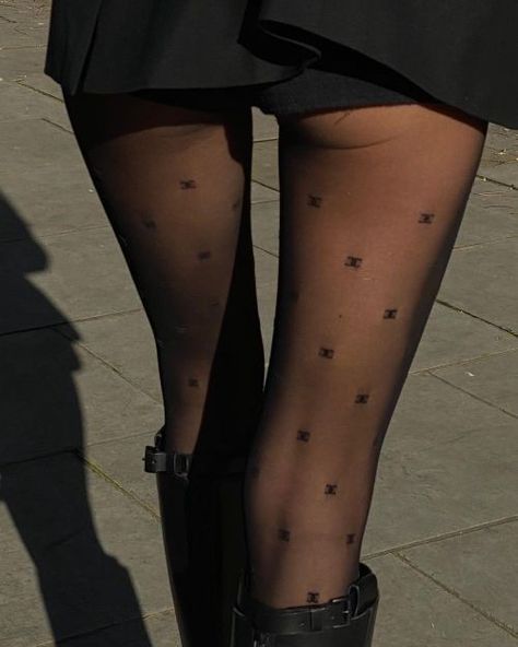 Chanel Tights, Jenny Humphrey, Body Motivation, New Rock, Profile On Instagram, Body Inspiration, Aesthetic Aesthetic, Dream Body, Perfect Body