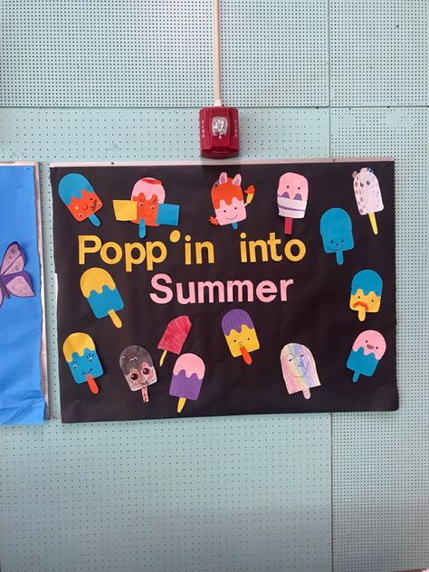 Popsicle Bulletin Board, Toddler Activities Daycare, Summer Bulletin Board, Senior Living Activities, Summer Bulletin Boards, Classroom Boards, Boards Ideas, School Door Decorations, Summer Board