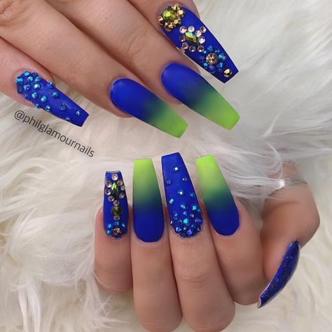 Blue Green Nails Designs, Nails Neon Blue, Neon Blue Nails, Royal Blue Nails, Neon Green Nails, Boy Bike, Nail Room, Makeup Blogger, Neon Blue