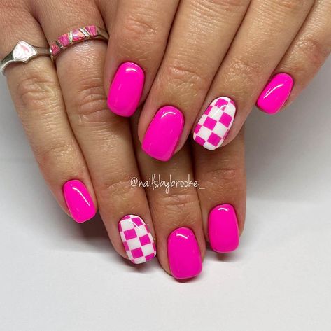 31 Cute Neon Pink Nails 31 Neon Pink Nails Art, Bright Neon Nails, Neon Pink Nail, Neon Coral Nails, Bright Pink Nails, Checkered Nails, Neon Pink Nails, Western Nails, Chevron Nails