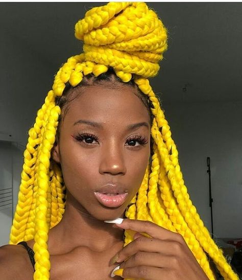 Ghanaian Hairstyles, Yellow Hair Color Ideas, Yellow Braids, Grey Braids, Braid Colors, Color Braids, Yellow Hair Color, Yellow Forest, Colored Box Braids