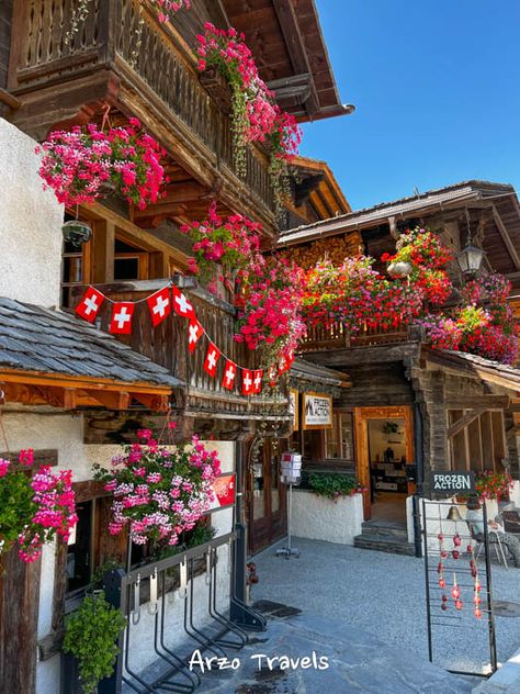 Fall In Switzerland, Living In Switzerland, Grimentz Switzerland, Switzerland Beautiful Places, Travel Aesthetic Japan, Switzerland Village, Switzerland Elopement, Aesthetic Switzerland, Summer Outfit Travel