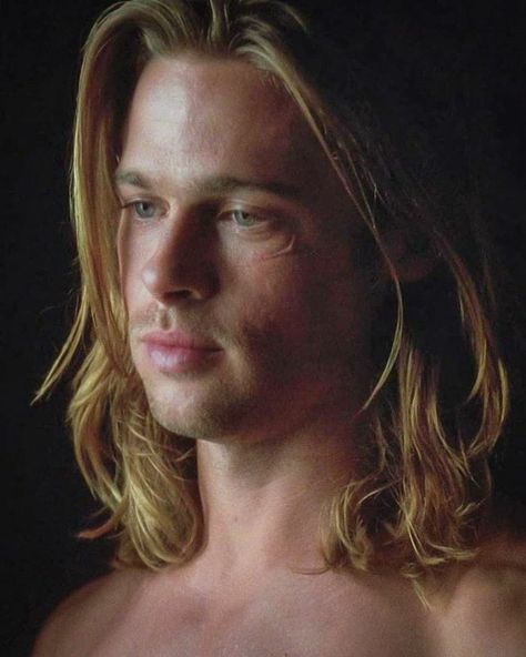 Brad Pitt’s Instagram photo: “😻 #BradPitt” Tristan Ludlow, Brad Pitt Long Hair, Brad Pitt Troy, Brad Pitt Hair, Legends Of The Fall, Jolie Pitt, Tyler Durden, Men's Long Hairstyles, Beard Model