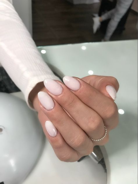 Nails Creamy White, Creamy White Nails, Pastal Nails, Best White Nail Polish, Nail Polish Summer, Trendy Nail Polish, Colour Trend, Long Lasting Nail Polish, Picture Polish