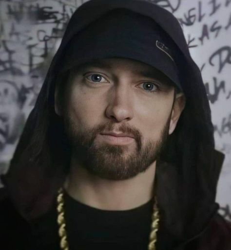 Wallpapers Hello Kitty, Eminem Smiling, Man Smile, Marshall Eminem, Eminem Funny, The Slim Shady, The Eminem Show, Eminem Wallpapers, Eminem Quotes