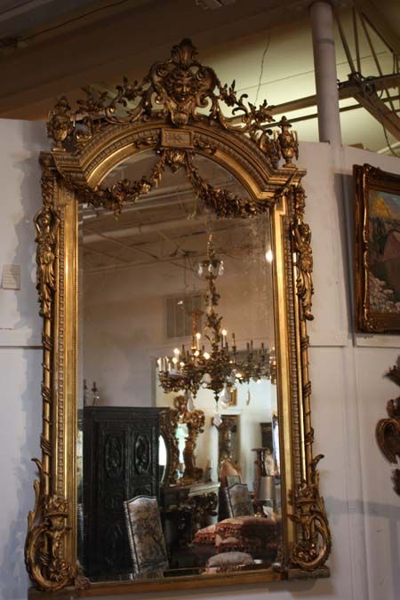 Gold Big Mirror, Big Gold Mirror Living Room, Old Money Mirror, Big Antique Mirror, Antiques Mirrors, Gold Mirror Living Room, Huge Mirrors, Big Golden Mirror, Antique Gold Mirror Aesthetic