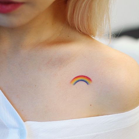 Small Dainty Tattoo, Rainbow Tattoo, Unique Tattoos Black Women, Dainty Tattoo, Tattoos Black Women, Rainbow Tattoos, Tattoos Drawing, Back Shoulder Tattoos, Skeleton Hand Tattoos