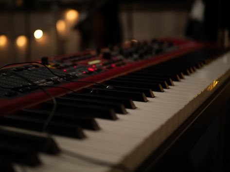 Nord Keyboard, Red Piano, Groningen Netherlands, Keyboard Wallpaper, Pc Desktop Wallpaper, White Piano, Musician Photography, Au Ideas, Music Backgrounds