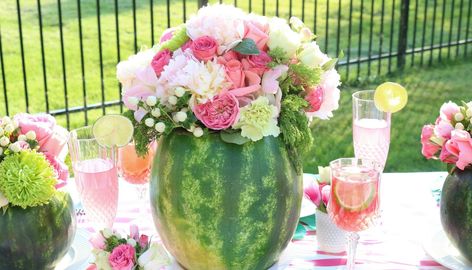 Watermelon Baby Shower Cake, Watermelon Themed Baby Shower Ideas, Watermelon Baby Shower Ideas, Baby Shower Summer Theme, Watermelon Fashion, Babyque Shower, Watermelon Birthday Party Theme, Watermelon Wedding, Baby Shower Watermelon