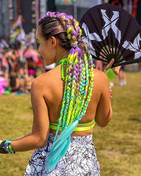 25 Electric Hairstyles for a Rave Party Rave Pictures Ideas, Cute Rave Hairstyles, Easy Rave Hairstyles, Rave Pictures, Rave Hairstyles, Dutch Braid Styles, Rave Braids, Glow Run, Festival Hairstyles