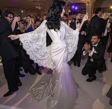 Lily ghalichi. Ryan and Walter gown Lilly Ghalichi Wedding, Hollywood Gowns, Reception Look, Persian Wedding, Reception Gown, Couture Bridal Gowns, Gown Inspiration, Bridal Wrap, Fantasy Wedding