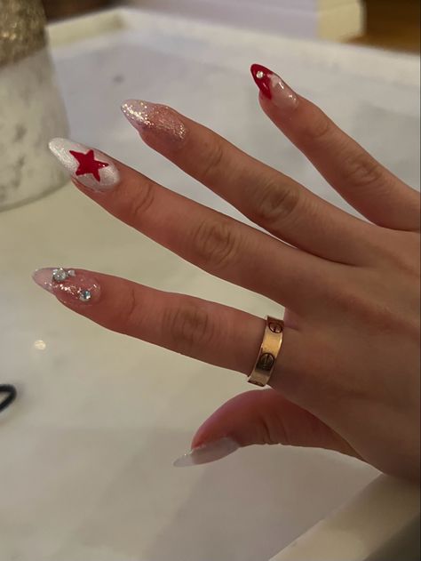 Star Nails With Glitter, Red And Sparkle Nails, Star Red Nails, Fancy Almond Nails Designs, White Nail Almond, Long Star Nails, Red Douyin Nails, Douyin Nails Almond, Abstract French Tip Nails