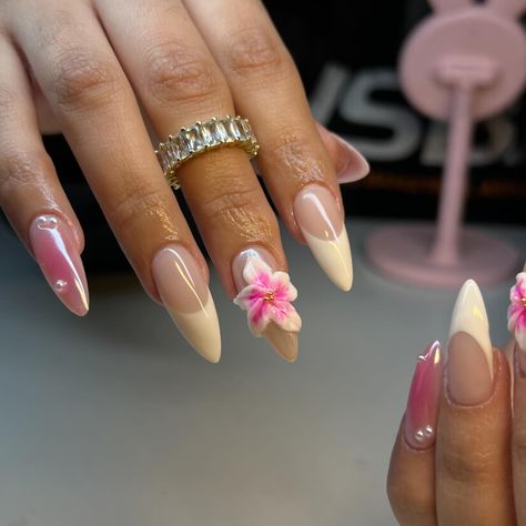 BOOK YOUR APPOINTMENT! APRES NAIL! KENDALL MIAMI📍 Starting from $75 ___________________________________ NAIL ART CLASSES! Everything you need to know💛 ✨3D art ✨airbrush ✨french ✨chrome nails ✨Swirls ______________________ #nails #nailart #nailclasses #nailsnailsnails #miamnailtech 3d French Nails, Chrome Nails, Almond Nails, French Nails, Cute Acrylic Nails, 3d Art, Art Classes, Acrylic Nails, Nail Designs