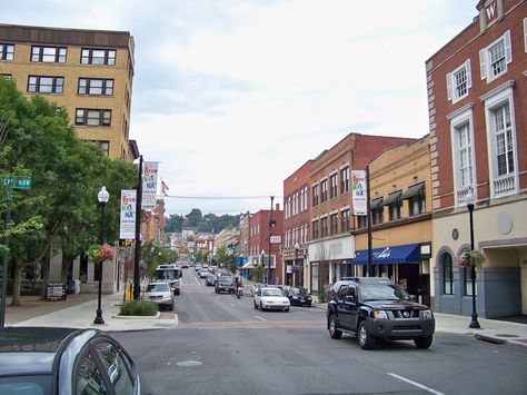 High St. Morgantown, WV Towns In West Virginia, Morgantown West Virginia, Mountain Mama, Morgantown Wv, Virginia University, Virginia City, West Virginia University, Great Place To Work, Virginia Homes