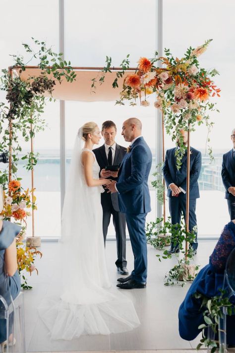 A beautiful chuppah - wild flowers Arbor Arrangement Wedding, Birch Chuppah With Flowers, Fall Chuppah Ideas, Chuppah Floral Decor, Fall Chuppah Flowers, Chuppah Wedding Flowers, Flower Chuppah Wedding, Simple Floral Chuppah, Chuppah Flowers Wedding