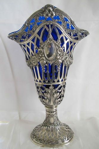 Silver Antique Vase with Original Blue Glass Liner Silver Vases, Cobalt Glass, Antique Vase, Gorgeous Glass, Vintage Vases, Beautiful Vase, Objet D'art, Antique Glass, Silver Pieces