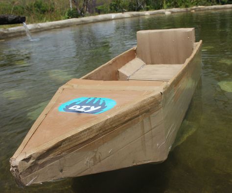 Cardboard Kayak Cardboard Box Boats, Cardboard Boat Race, Cardboard Boat, Diy Boat, Boat Ideas, Boat Race, Summer Activities For Kids, Cardboard Box, Summer Activities