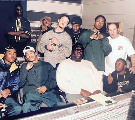 The Notorious BIG, Bone Thugs and Harmony, Puff Daddy. Biggie Smalls Quotes, Bizzy Bone, 90s Rappers Aesthetic, 90s Rappers, Hip Hop World, Fat Joe, 90s Rap, Real Hip Hop, Vintage Black Glamour