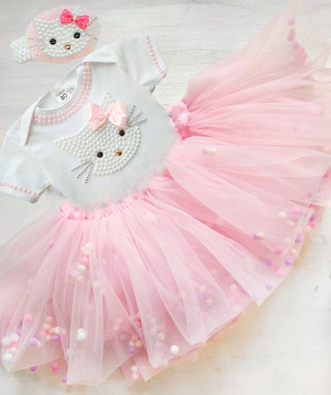 Pink Hello Kitty Birthday, Hello Kitty Tutu, Hello Kitty Theme Party, Kitten Birthday Party, Hello Kitty Dress, Hello Kitty Birthday Party, Hello Kitty Clothes, Hello Kitty Themes, Birthday Tutu Outfit