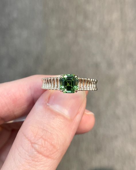 Follow @desireegems for more 💍 Main stone : Green Tourmaline 1.33ct Metal : 18k Rose Gold Ring size : HK15 | US6.75 (Free Resizing) Please DM for more info. . . . #tourmaline #tourmalinering #gemstone #jewellery #jewelry #ring #highjewellery #highjewelry #finejewellery #finejewelry #jewelrydesign #finegems #finegemstones #sgfinejewelry #finejewellerysg #naturalgemstone #singaporejewellery #singaporejeweller Green Tourmaline Ring, Luxury Gifts For Her, Bridal Wedding Rings, Natural Gemstone Jewelry, Tourmaline Stone, Gemstone Jewellery, Tourmaline Ring, American Diamond, Jewelry Ring