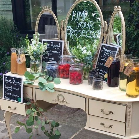 Prosecco Bar, Bbq Cookout, Sweet Carts, Wedding Food Drink, Country Garden Weddings, Drink Bar, Wedding Planning Websites, Wedding Services, Candles For Sale