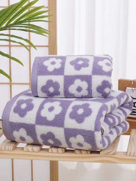 Purple checkered flowers for my bathroom! Addicted to how they upgrade my space 🥹 Lilac Bathroom Ideas, Decorative Bathroom Towels, Lilac Bathroom, Lilac Decor, Amazon Flowers, Purple Bathroom Decor, Man House, Purple Room Decor, Purple Towels