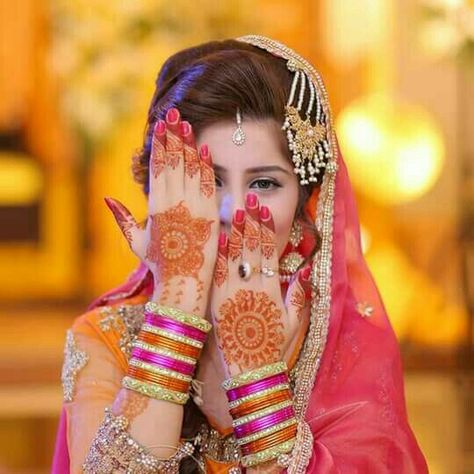 ❤❤❤ Wedding Photography India, शादी की तस्वीरें, Indian Bride Poses, Indian Bride Photography Poses, Indian Wedding Poses, Indian Wedding Bride, Indian Wedding Photography Couples, Bridal Photography Poses, Indian Bridal Photos