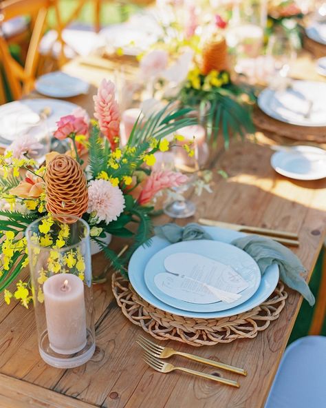 A reception complete with vibrant tropical florals and surfboards for Tatian and Dennis—bringing island vibes to every detail at this oceanfront wedding 🌴✨️⁠ ⁠ Planning and design by @opihilove⁠ Photography @dmitriandsandra⁠ Venue and catering @andazmaui⁠ Florals @bellabloommaui⁠ Video @sunlitfilms⁠ Beauty by @meiliautumnbeauty⁠ Officiant @officiantkelii⁠ Musician @kaena_music⁠ Custom Signs @missbcalligraphy⁠ Wedding concierge @mauiweddingdresspressing⁠ Rentals @revemaui @rioeventdesign Wedding Round Table Decor, Wedding Round Table, Round Table Decor, Oceanfront Wedding, Tropical Florals, Island Vibes, Tropical Wedding, Round Table, Custom Sign