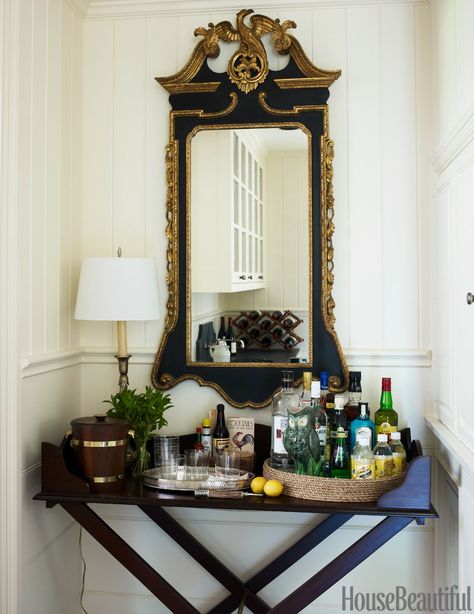 Classic Georgian Tom Scheerer, Georgian Manor, Bar Cart Ideas, Bandeja Bar, Gold Bar Cart, Home Bar Design, Pub Design, Bar Tray, Southern Gentleman