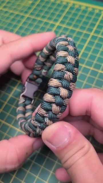 Paracord Bracelet Tutorial, Paracord Bracelets, Bracelet Tutorial, Paracord