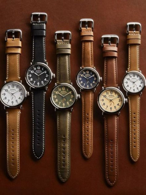 It's all about some classic watches collection . Watch Collection Mens, Leather Watches For Men, Mens Leather Watch, Luxury Watch Collection, Watches Expensive, Dress Watches For Men, Classy Watches, Brown Watch Men, Watch Photography