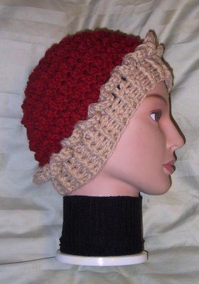 Cherry pie hat Pie Crochet, Crocheted Accessories, Crocheted Scarves, Strawberry Shortcake Characters, Hat Patterns Free, Crafts Crochet, Hat Bands, Crochet Geek, Clothes Crochet