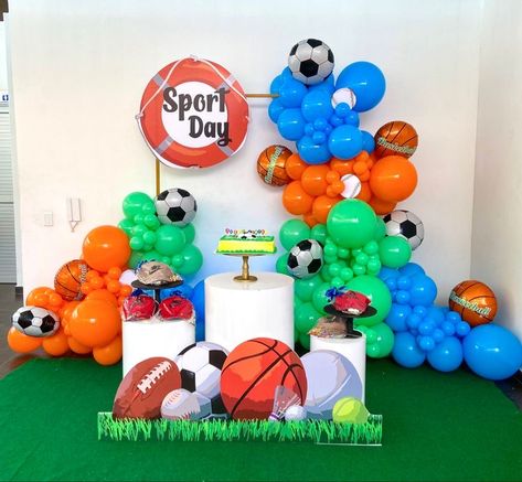 Sports Party Decor, Ball Theme Birthday, Unicorn Birthday Party Cake, Diy Kids Decor, Sports Party Decorations, Sports Theme Birthday, Sports Birthday Party, 1st Birthday Themes, First Birthday Party Themes