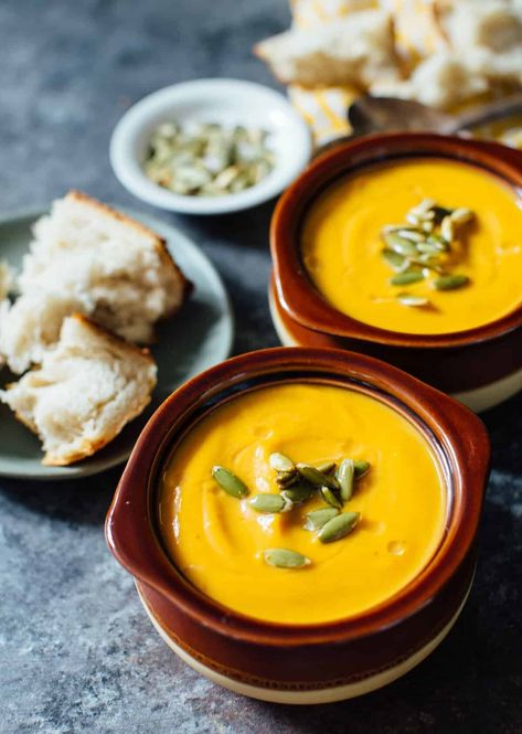 Instant Pot Autumn Harvest Butternut Squash Soup Panera Soup, Autumn Squash Soup Recipe, Soup Panera, Spicy Butternut Squash Soup, Panera Autumn Squash Soup, Harvest Soup, Autumn Squash, Bean And Bacon Soup, Roast Pumpkin Soup