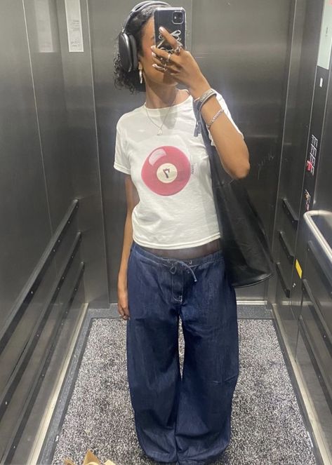 Women's Polo Shirt Outfit, 90s Street Style Women, 22 Degrees Outfit, Outfit Inspo Unique, Architect Aesthetic Outfit, 2024 Street Fashion, 90a Fashion Outfit, Fem Masculine Outfits, Looks Hip Hop