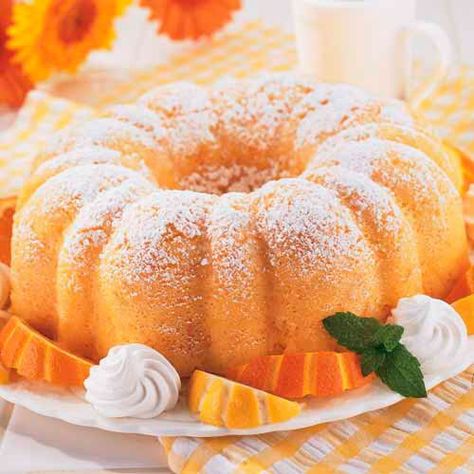 Pampered Chef Desserts, Bundt Pan Recipes, Sunshine Cake, Microwave Cake, Pampered Chef Recipes, The Pampered Chef, Vegetarian Cake, Warm Cake, Pan Recipes