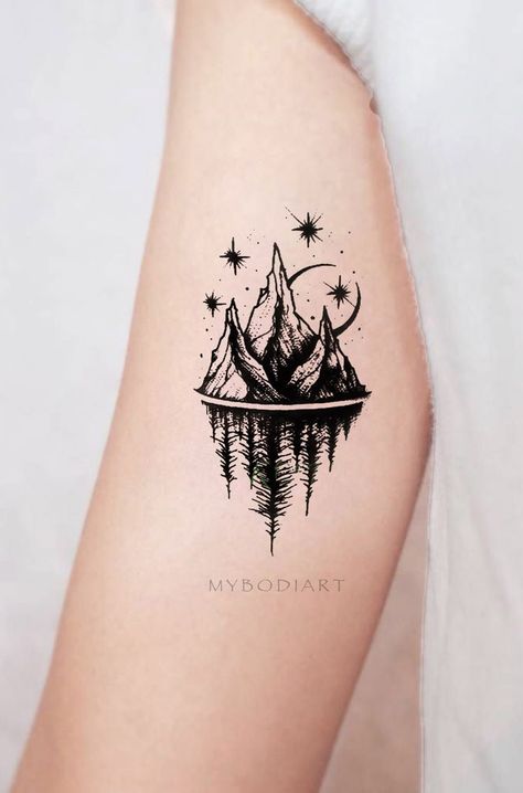 Dope Mountain Tattoo Ideas for Female – Small Inspirational Arms Tats – www.MyBodiArt.com Christmas Karten, Black And White Tattoo, Mother Nature Tattoos, Mountain Trees, Feather Tattoos, White Tattoo, Unique Nature, Unique Tattoo, Nature Tattoos