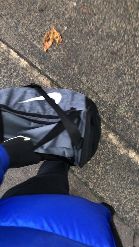 Gym Bag Aesthetic Men, Judo Aesthetic, Gym Bag Aesthetic, September Dump, Get Instagram Followers, Aesthetic Men, Aesthetic Gym, Mma Boxing, Bag Aesthetic