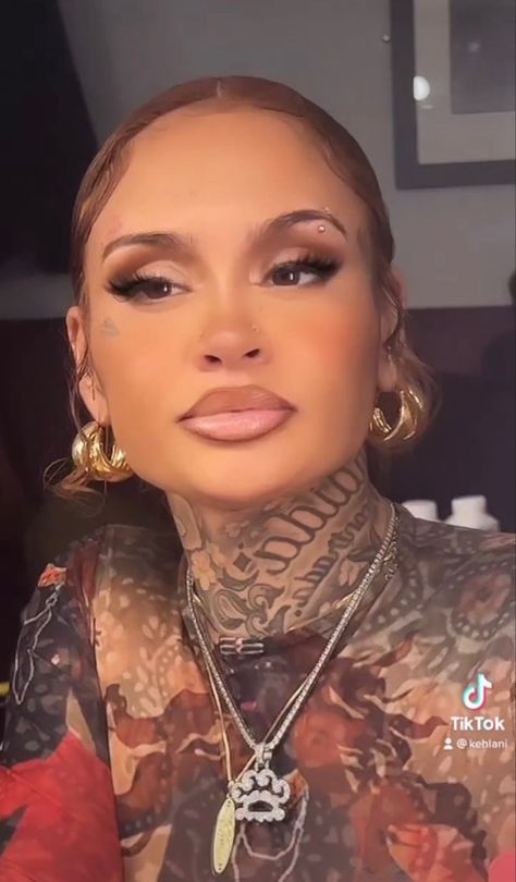 Kehlani Makeup, Kehlani Tattoo, Kehlani Concert, Sultry Makeup, Concert Makeup, Latina Makeup, Eye Makeup Designs, Makeup Eye Looks, Pretty Females