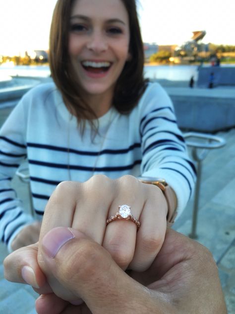 My engagement ring! I love this photo!   Tacori rose gold oval Engagement Reveal, Wedding Ring Styles, Proposal Photos, Engagement Picture, Trending Engagement Rings, Pretty Ring, Ring Trends, Best Wedding Venues, Popular Wedding